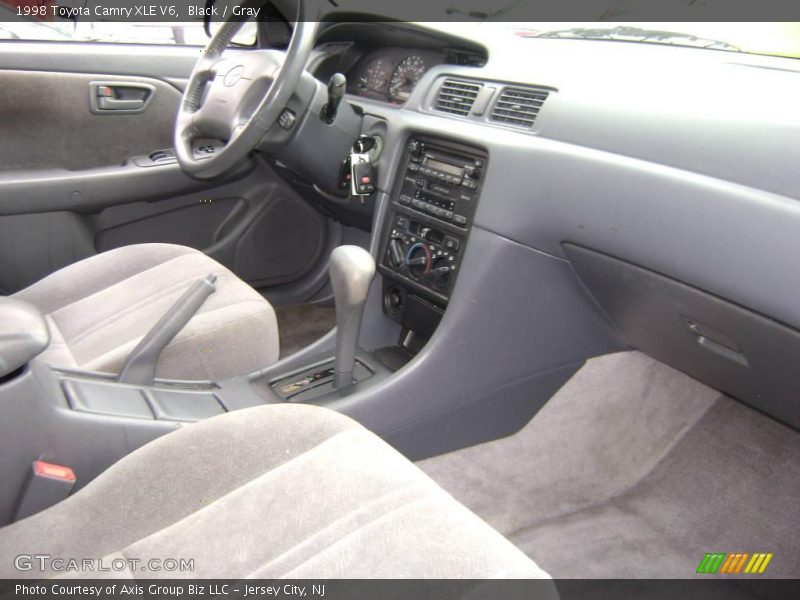 Black / Gray 1998 Toyota Camry XLE V6