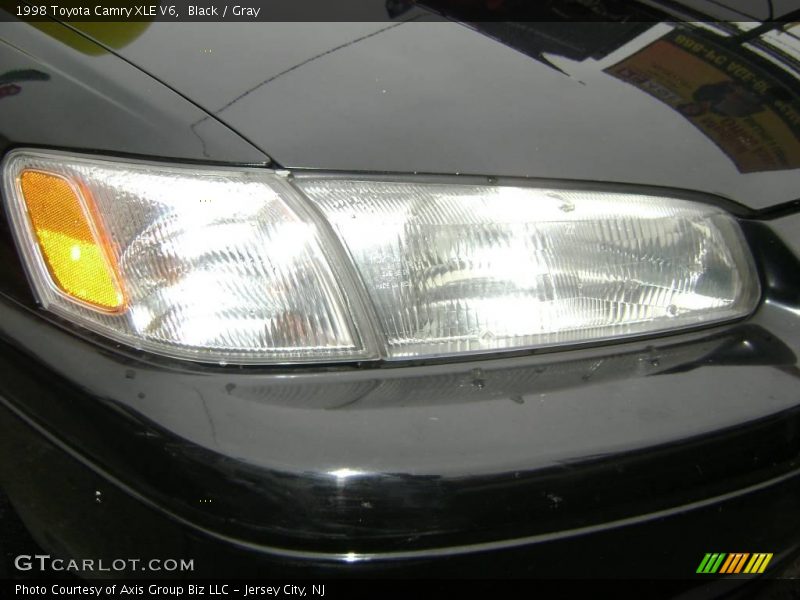 Black / Gray 1998 Toyota Camry XLE V6