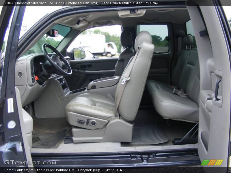 Dark Gray Metallic / Medium Gray 2004 Chevrolet Silverado 1500 Z71 Extended Cab 4x4