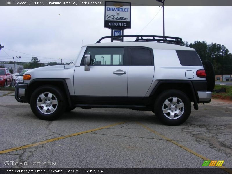 Titanium Metallic / Dark Charcoal 2007 Toyota FJ Cruiser