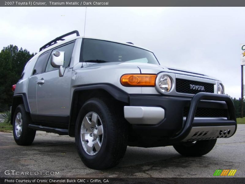 Titanium Metallic / Dark Charcoal 2007 Toyota FJ Cruiser