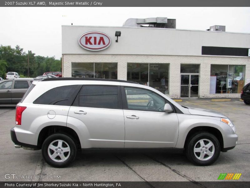 Majestic Silver Metallic / Grey 2007 Suzuki XL7 AWD