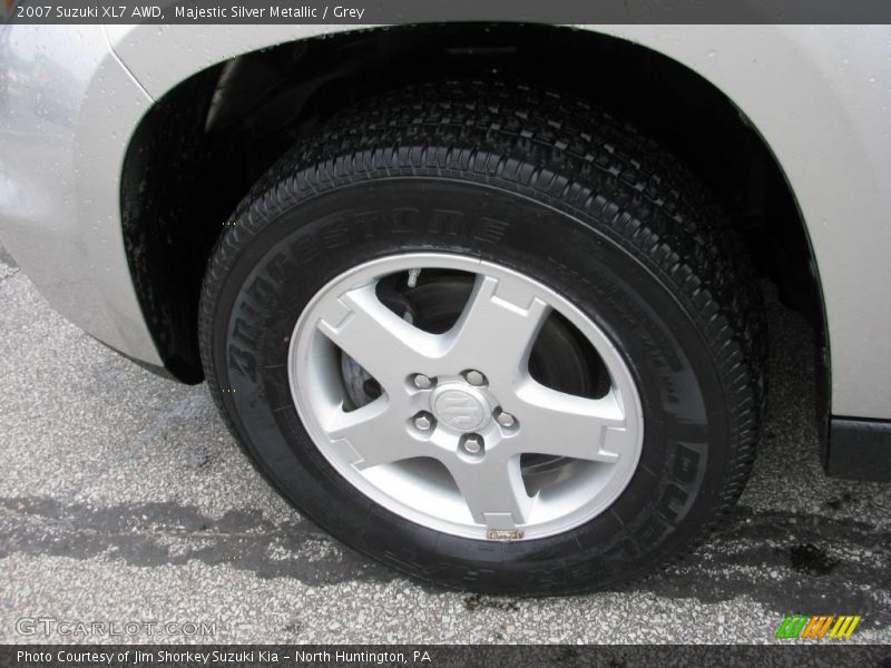 Majestic Silver Metallic / Grey 2007 Suzuki XL7 AWD