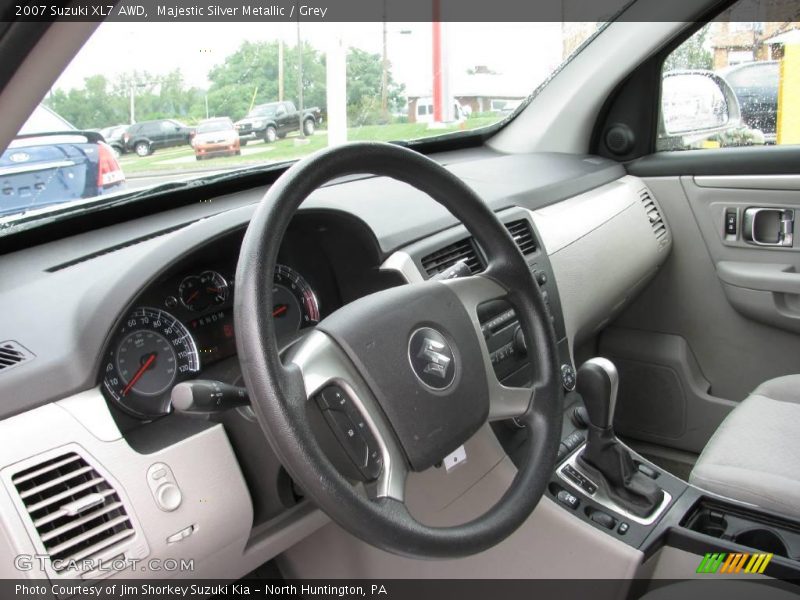 Majestic Silver Metallic / Grey 2007 Suzuki XL7 AWD