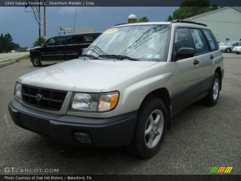 Silverthorn Metallic / Gray 1999 Subaru Forester L