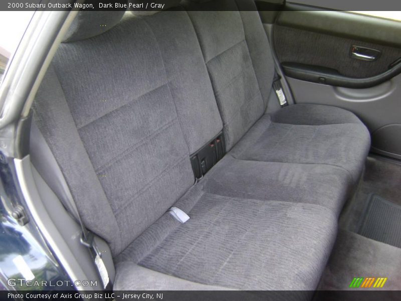 Dark Blue Pearl / Gray 2000 Subaru Outback Wagon