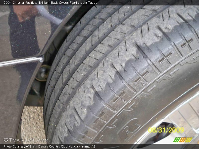 Brilliant Black Crystal Pearl / Light Taupe 2004 Chrysler Pacifica