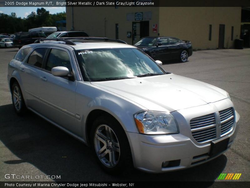 Bright Silver Metallic / Dark Slate Gray/Light Graystone 2005 Dodge Magnum R/T