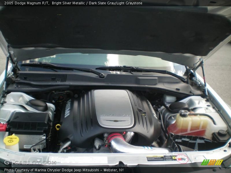 Bright Silver Metallic / Dark Slate Gray/Light Graystone 2005 Dodge Magnum R/T