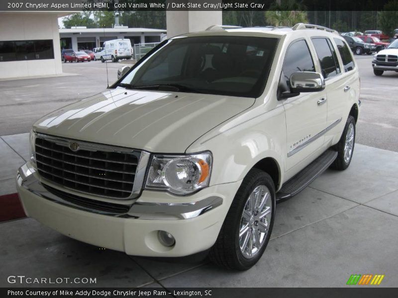 Cool Vanilla White / Dark Slate Gray/Light Slate Gray 2007 Chrysler Aspen Limited HEMI