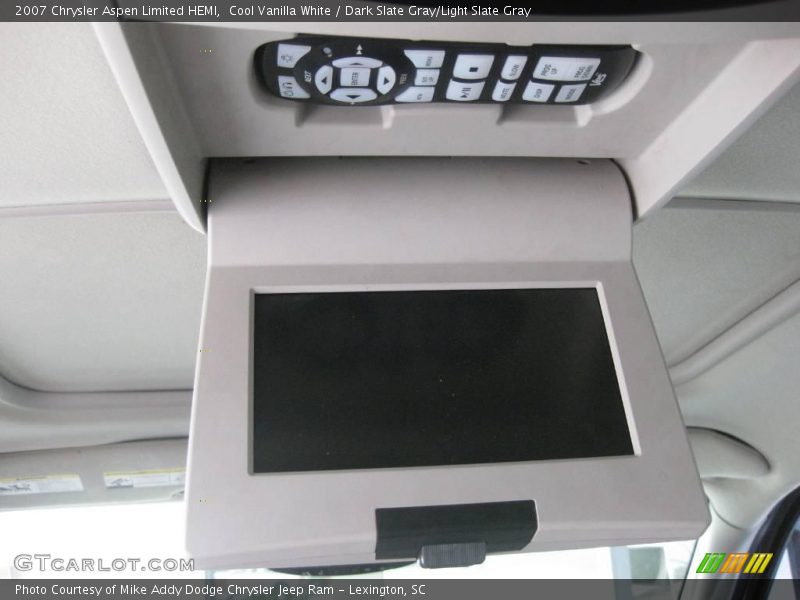 Cool Vanilla White / Dark Slate Gray/Light Slate Gray 2007 Chrysler Aspen Limited HEMI
