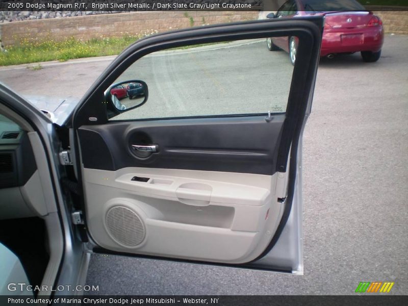 Bright Silver Metallic / Dark Slate Gray/Light Graystone 2005 Dodge Magnum R/T