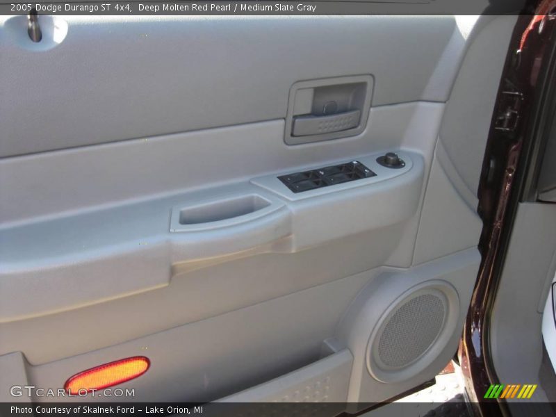 Deep Molten Red Pearl / Medium Slate Gray 2005 Dodge Durango ST 4x4