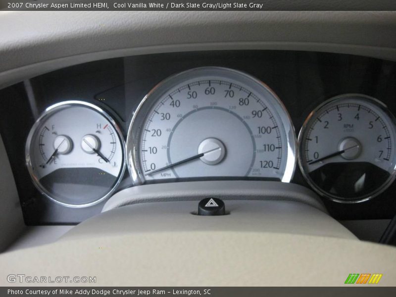 Cool Vanilla White / Dark Slate Gray/Light Slate Gray 2007 Chrysler Aspen Limited HEMI
