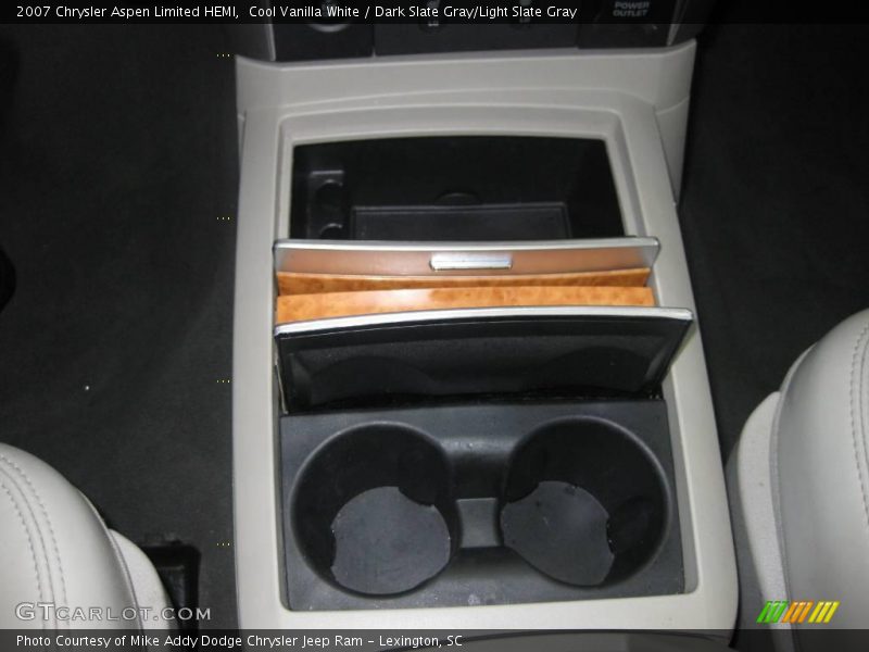 Cool Vanilla White / Dark Slate Gray/Light Slate Gray 2007 Chrysler Aspen Limited HEMI
