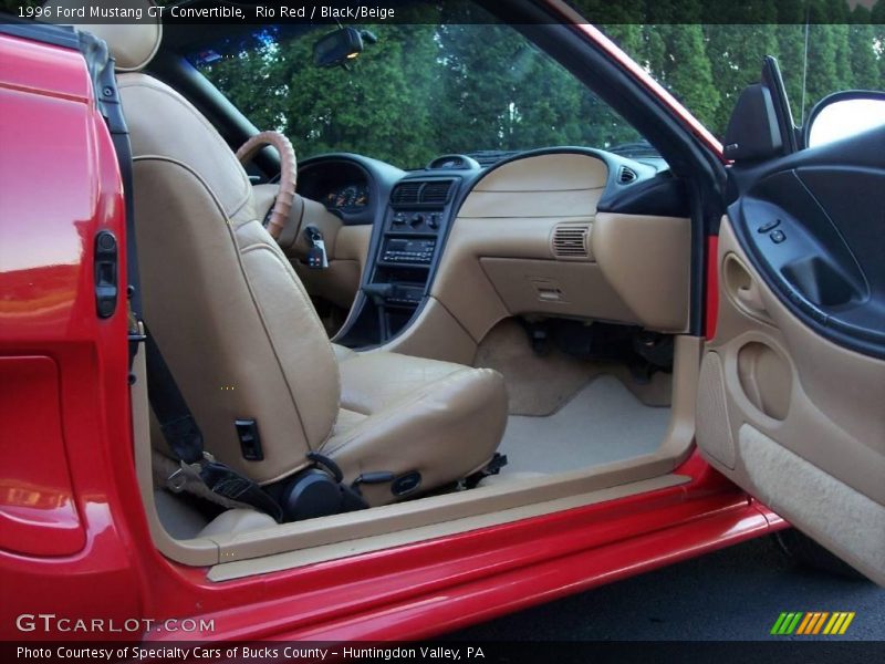Rio Red / Black/Beige 1996 Ford Mustang GT Convertible