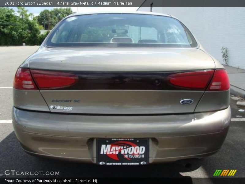 Mineral Gray Metallic / Medium Prairie Tan 2001 Ford Escort SE Sedan