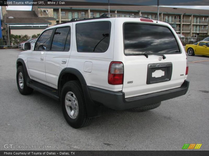 White / Oak 1998 Toyota 4Runner SR5