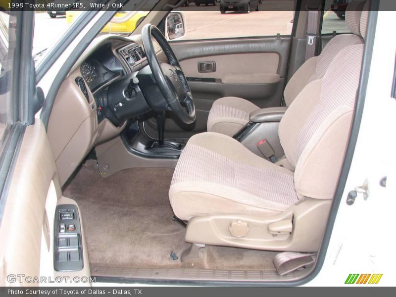 White / Oak 1998 Toyota 4Runner SR5