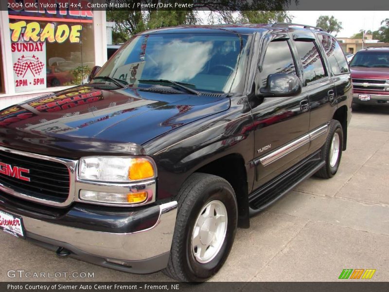 Carbon Metallic / Pewter/Dark Pewter 2004 GMC Yukon SLE 4x4