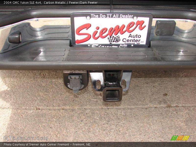 Carbon Metallic / Pewter/Dark Pewter 2004 GMC Yukon SLE 4x4