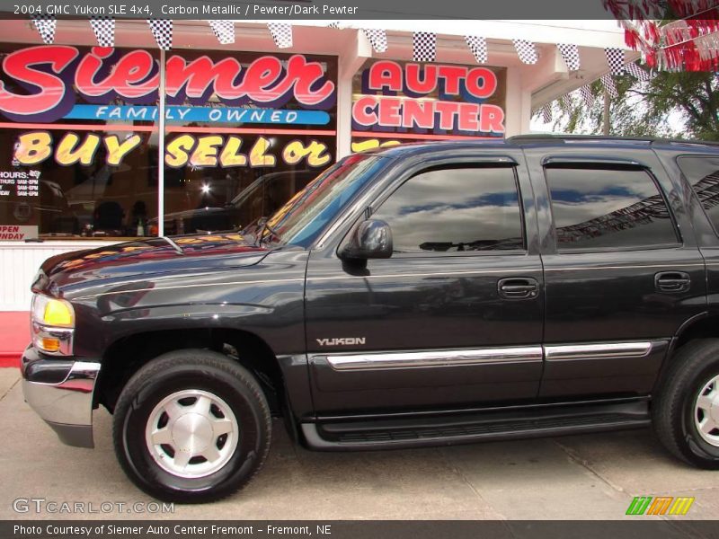 Carbon Metallic / Pewter/Dark Pewter 2004 GMC Yukon SLE 4x4