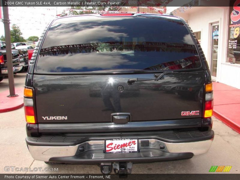 Carbon Metallic / Pewter/Dark Pewter 2004 GMC Yukon SLE 4x4