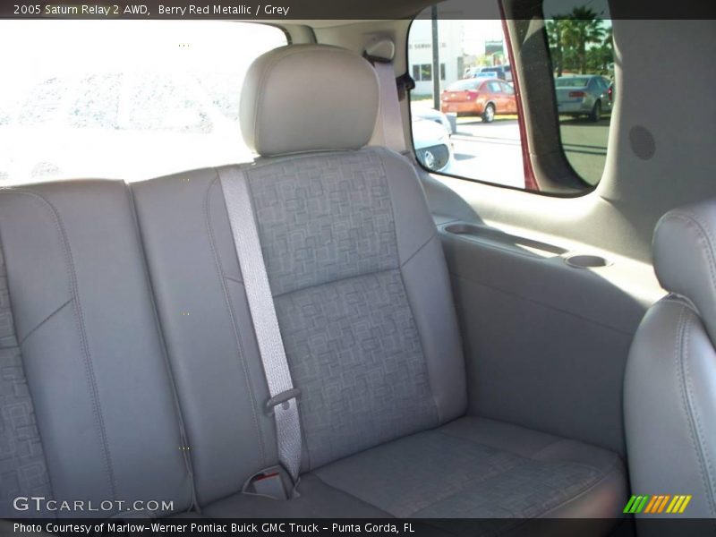 Berry Red Metallic / Grey 2005 Saturn Relay 2 AWD