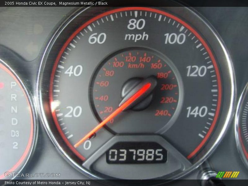 Magnesium Metallic / Black 2005 Honda Civic EX Coupe