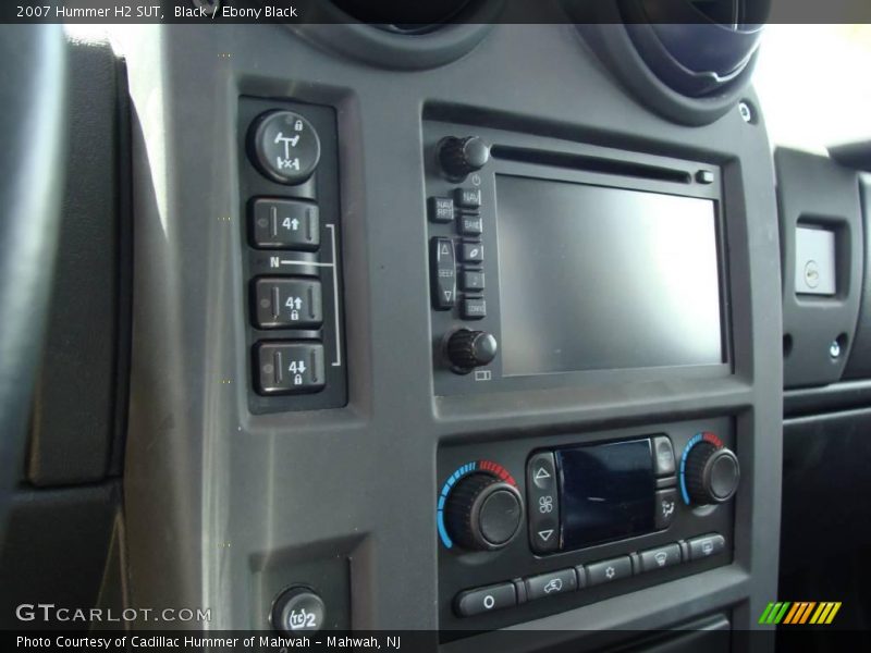 Black / Ebony Black 2007 Hummer H2 SUT