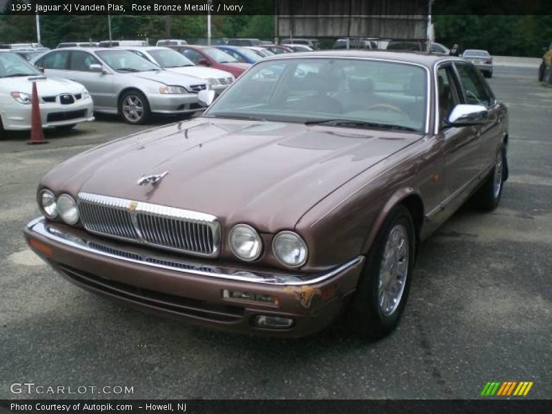 Rose Bronze Metallic / Ivory 1995 Jaguar XJ Vanden Plas