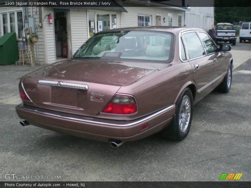 Rose Bronze Metallic / Ivory 1995 Jaguar XJ Vanden Plas