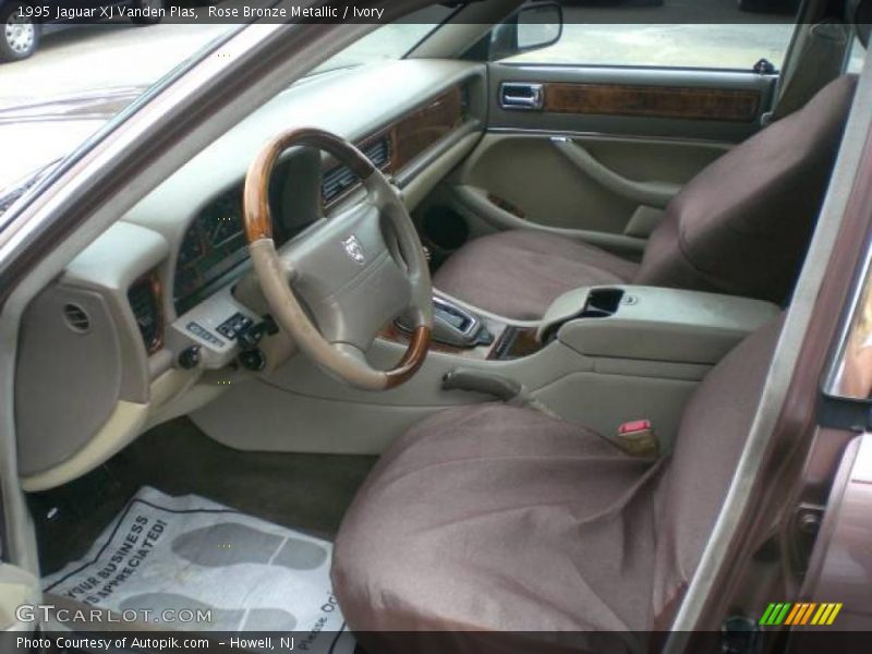 Rose Bronze Metallic / Ivory 1995 Jaguar XJ Vanden Plas