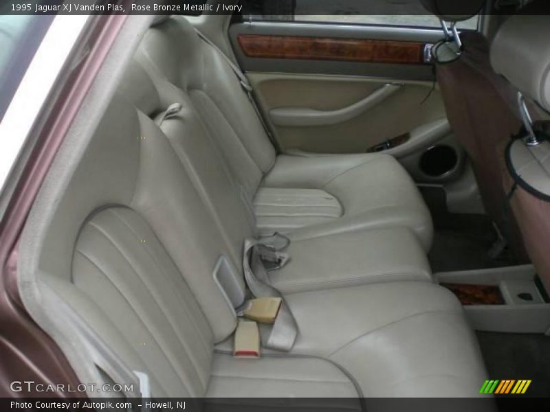 Rose Bronze Metallic / Ivory 1995 Jaguar XJ Vanden Plas