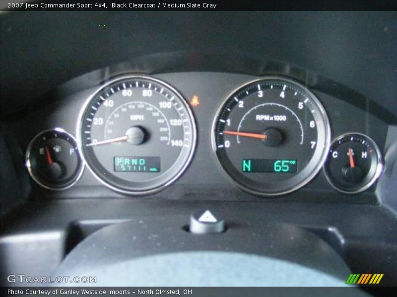 Black Clearcoat / Medium Slate Gray 2007 Jeep Commander Sport 4x4