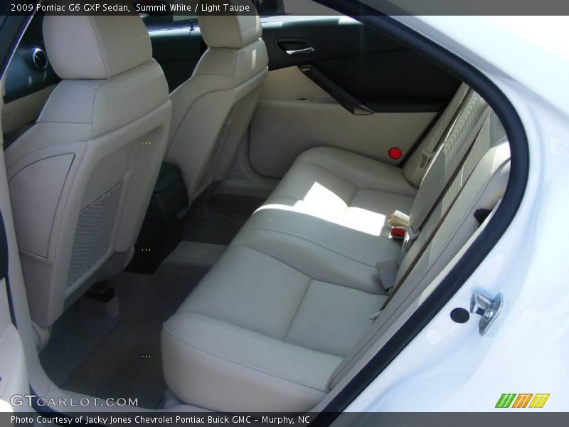 Summit White / Light Taupe 2009 Pontiac G6 GXP Sedan