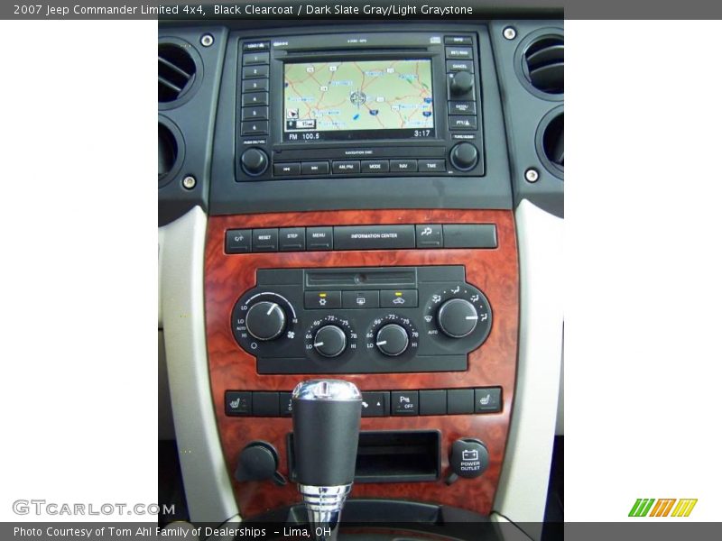 Black Clearcoat / Dark Slate Gray/Light Graystone 2007 Jeep Commander Limited 4x4