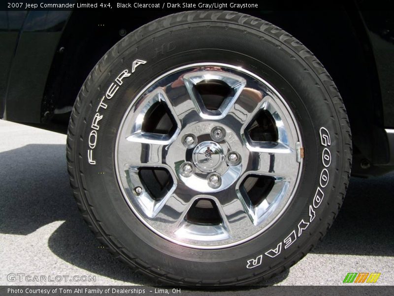 Black Clearcoat / Dark Slate Gray/Light Graystone 2007 Jeep Commander Limited 4x4