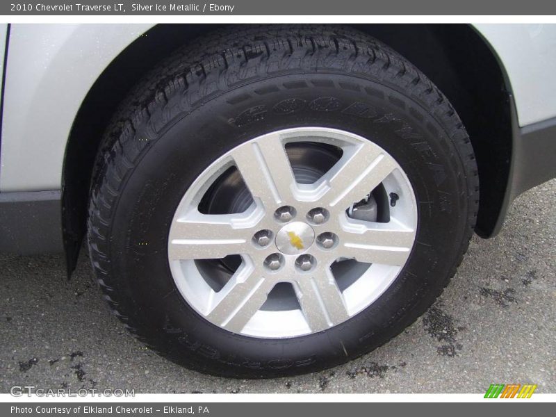 Silver Ice Metallic / Ebony 2010 Chevrolet Traverse LT