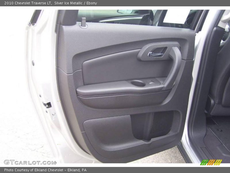 Silver Ice Metallic / Ebony 2010 Chevrolet Traverse LT