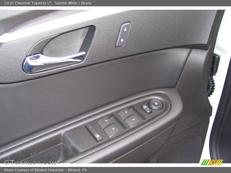 Summit White / Ebony 2010 Chevrolet Traverse LT