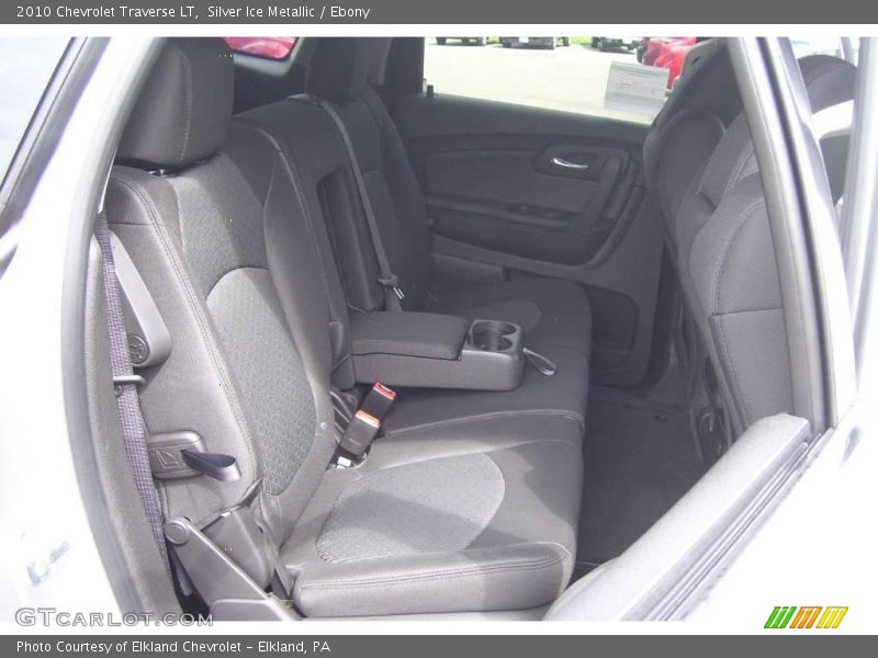 Silver Ice Metallic / Ebony 2010 Chevrolet Traverse LT