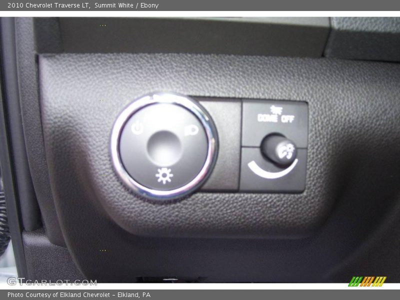 Summit White / Ebony 2010 Chevrolet Traverse LT