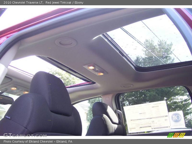 Red Jewel Tintcoat / Ebony 2010 Chevrolet Traverse LT