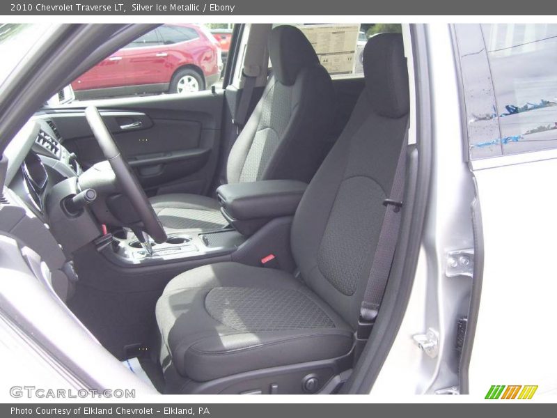 Silver Ice Metallic / Ebony 2010 Chevrolet Traverse LT