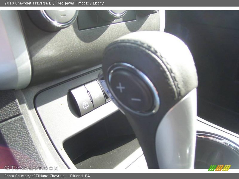Red Jewel Tintcoat / Ebony 2010 Chevrolet Traverse LT