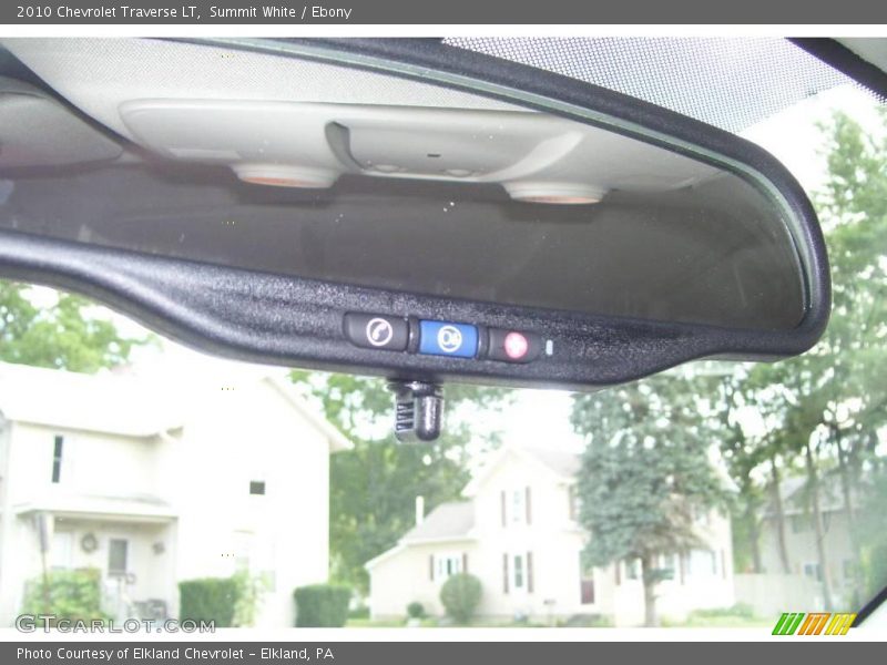 Summit White / Ebony 2010 Chevrolet Traverse LT