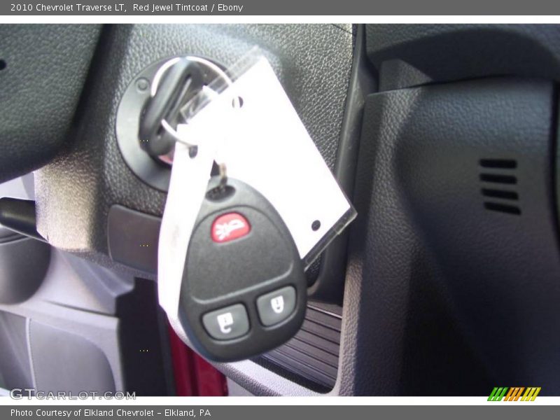 Red Jewel Tintcoat / Ebony 2010 Chevrolet Traverse LT