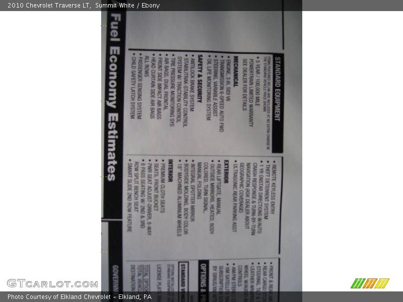 Summit White / Ebony 2010 Chevrolet Traverse LT