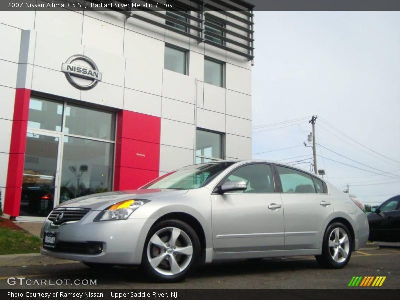 Radiant Silver Metallic / Frost 2007 Nissan Altima 3.5 SE